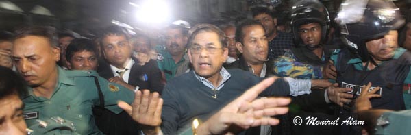 DEC 11 2012-Dhak, Bangladesh- BNP acting secretary general Mirza Fakrul Islam Alamgir sent to jail after being denied bail in two cases filed with Sher-e-Bangla Nagar and Paltan police stations. BNP and its close ally Jamaat-e-Islami observed dawn-to-dusk nationwide strike on Tuesday. They are demanding restoration of the caretaker government system. © Monirul Alam